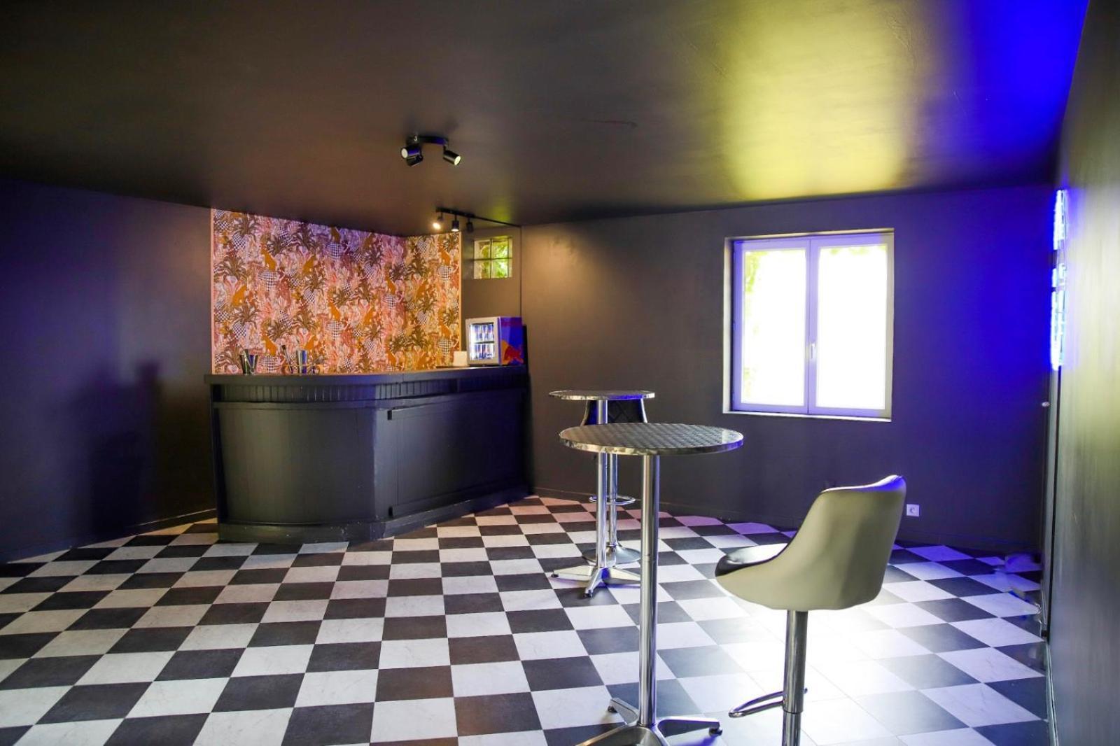 Crazy Villa Champs Corons 61 - Interior Heated Pool - 2H From Paris - 30P Les Menus 外观 照片