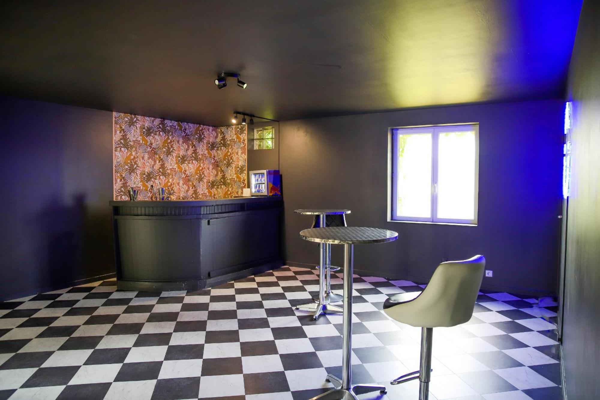 Crazy Villa Champs Corons 61 - Interior Heated Pool - 2H From Paris - 30P Les Menus 外观 照片
